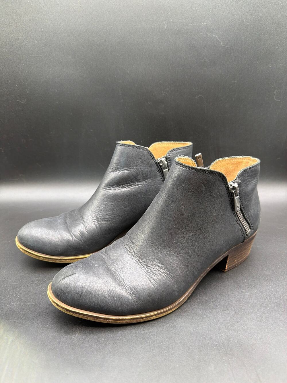 Lucky Brand Burklee Black Leather Ankle Booties Womens 7.5M Side Zip Low Heel
